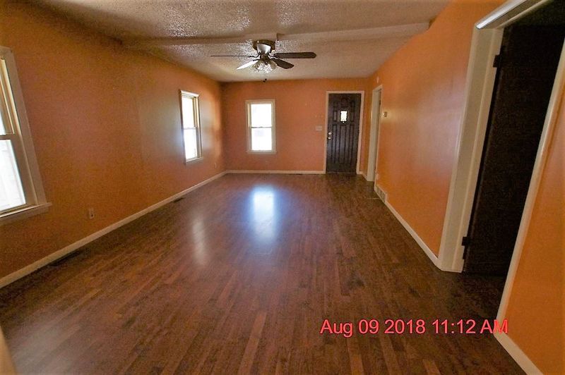 1312 S Palisade St, Wichita, KS 67213