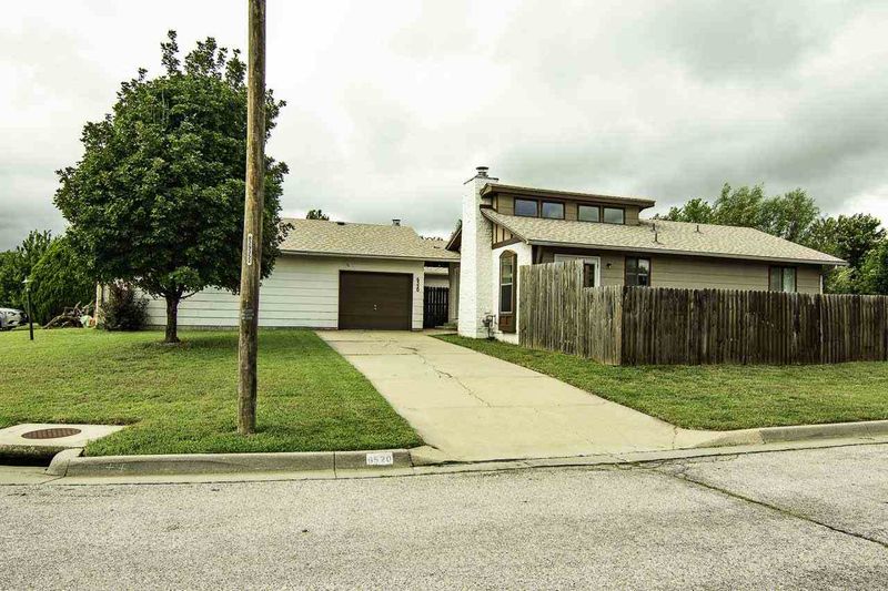 6520 Rodeo, Bel Aire, KS 67220