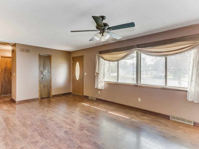 23 Langton St, Goddard, KS 67052