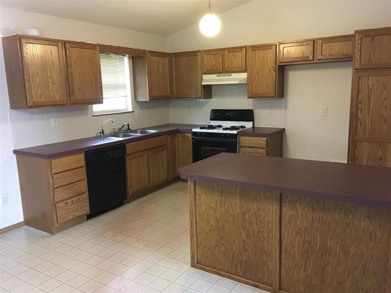 5119 S Custer, Wichita, KS 67217