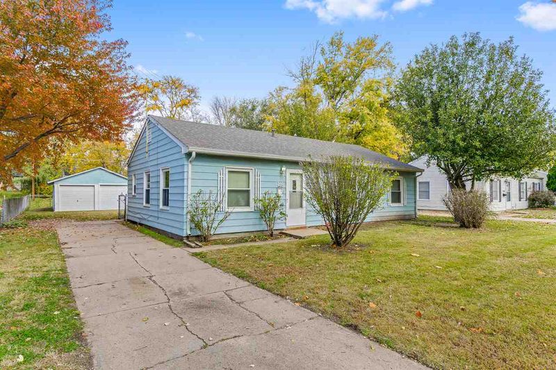 1316 E Denver Dr, Park City, KS 67219