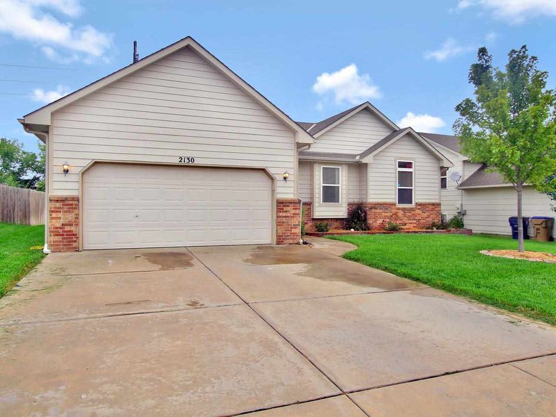 2130 E Bryant St, Derby, KS 67037