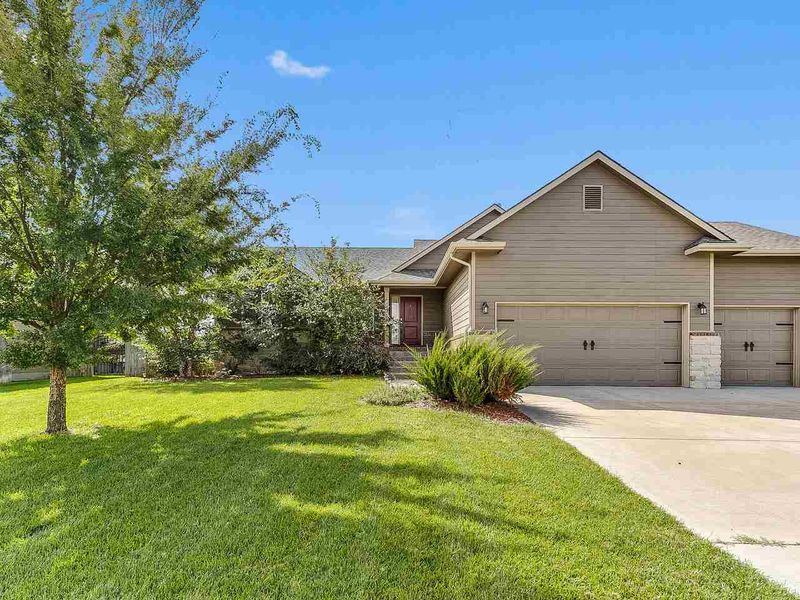 10917 W Hampton Lakes St, Maize, KS 67101