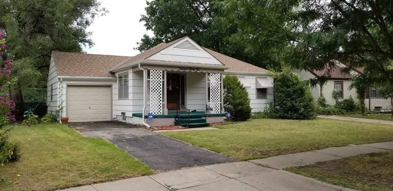 1532 N Floberta Rd, Wichita, KS 67208