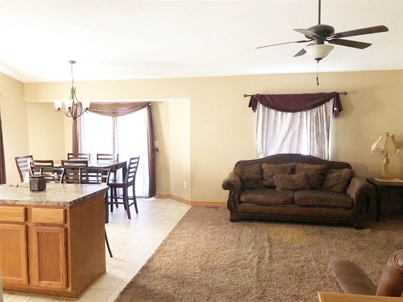 5851 N Kerman Ct, Park City, KS 67219