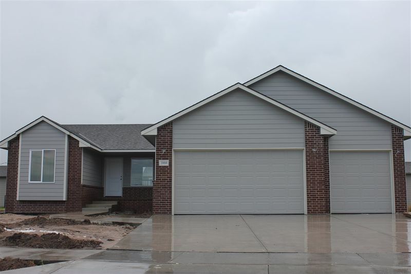 2006 Chestnut, Newton, KS 67114