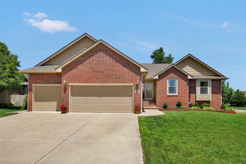10702 W Havenhurst St, Maize, KS 67101