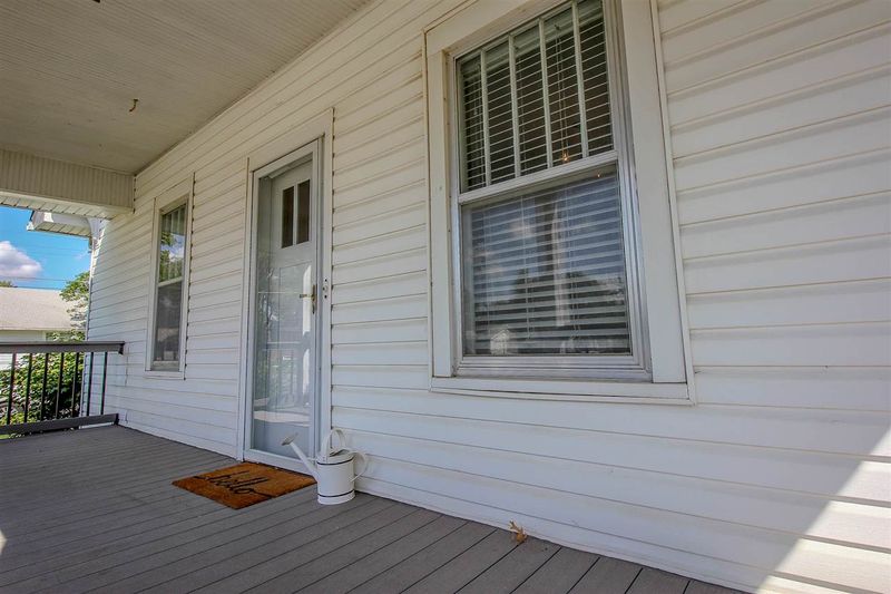 300 S 3rd St, Colwich, KS 67030