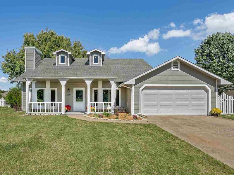 210 Village Rd, Andover, KS 67002