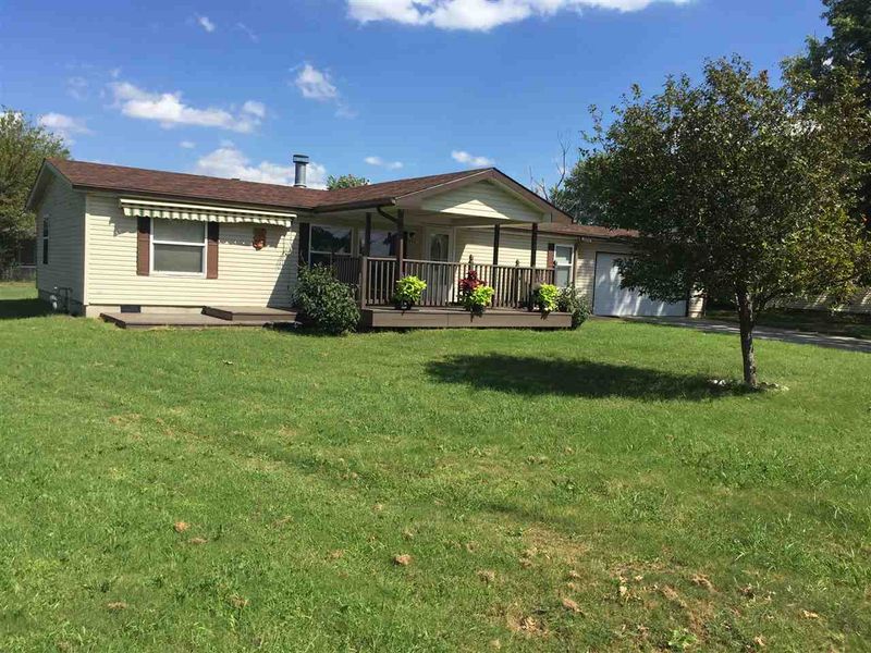 1838 E 45th St S, Wichita, KS 67216