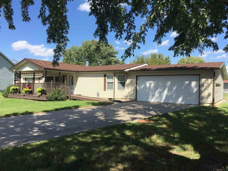 1838 E 45th St S, Wichita, KS 67216