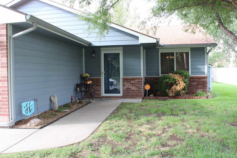 767 Plantation St, Maize, KS 67101