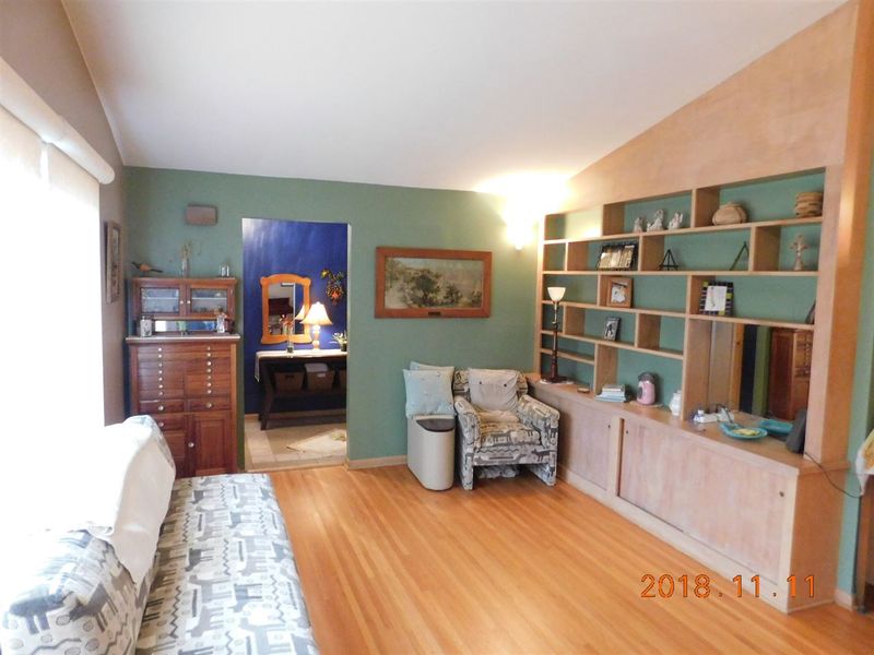 604 N Riverdale Dr, Mulvane, KS 67110