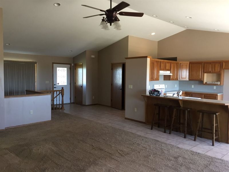 131 E 110th Ave N, Clearwater, KS 67026