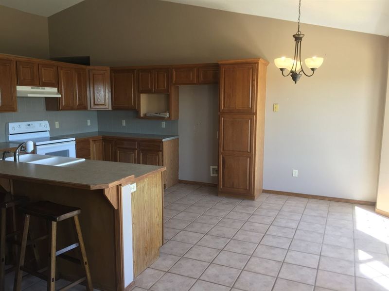131 E 110th Ave N, Clearwater, KS 67026