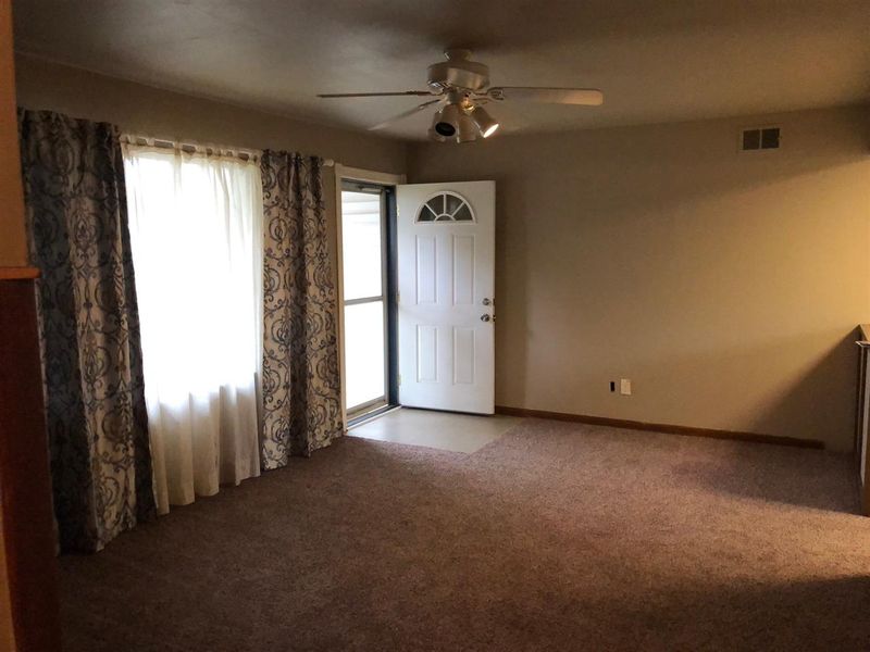 1138 E Tulsa, Wichita, KS 67211-2526