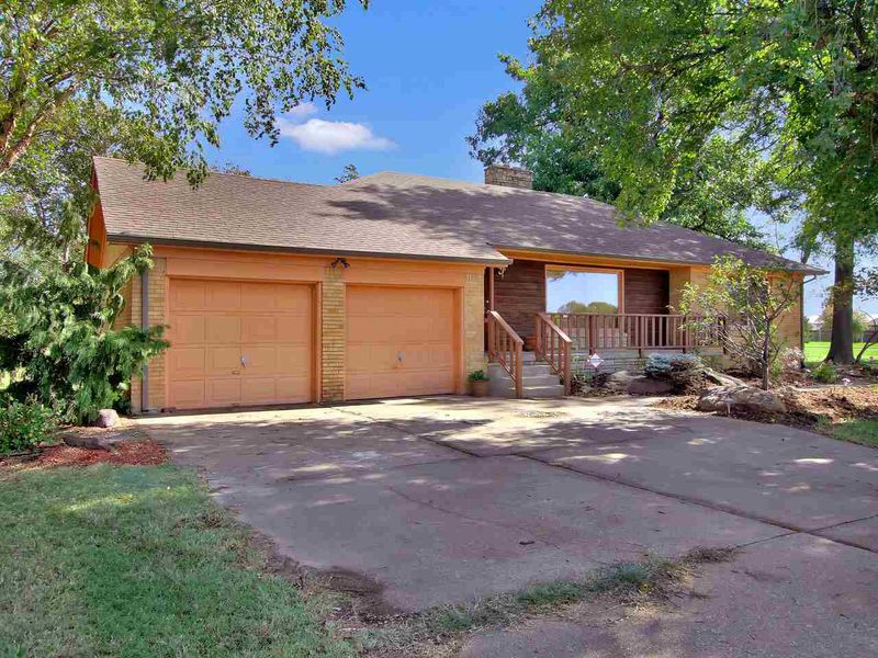 4456 N 119th St W, Maize, KS 67101