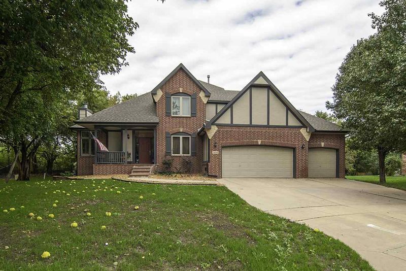 11600 E Killarney Cir, Wichita, KS 67206