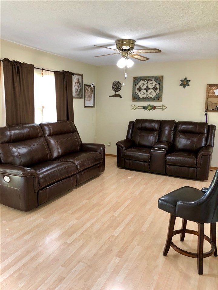 200 Jones St, Maize, KS 67101