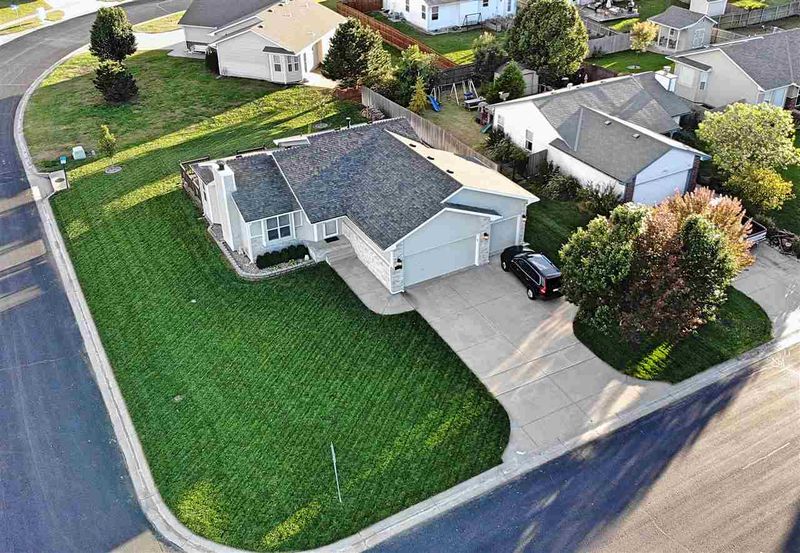 1805 E Springfield, Goddard, KS 67052