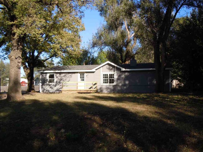 100 S Khedive St, Maize, KS 67101