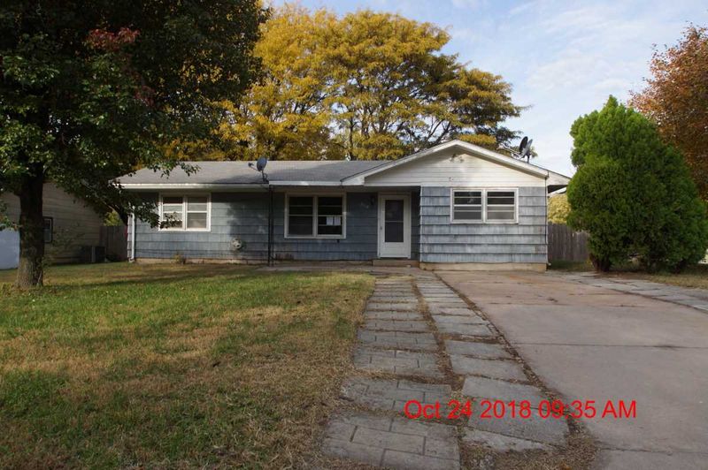 319 Central, Newton, KS 67114