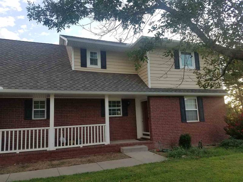 20 Beaver Creek Rd, Goddard, KS 67052