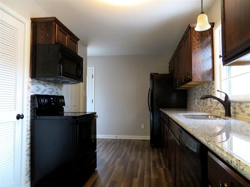 568 S Baltimore, Derby, KS 67037