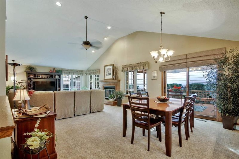 7520 E 21st N #9, Wichita, KS 67206