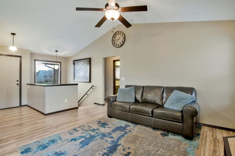1424 E Alise, Derby, KS 67037