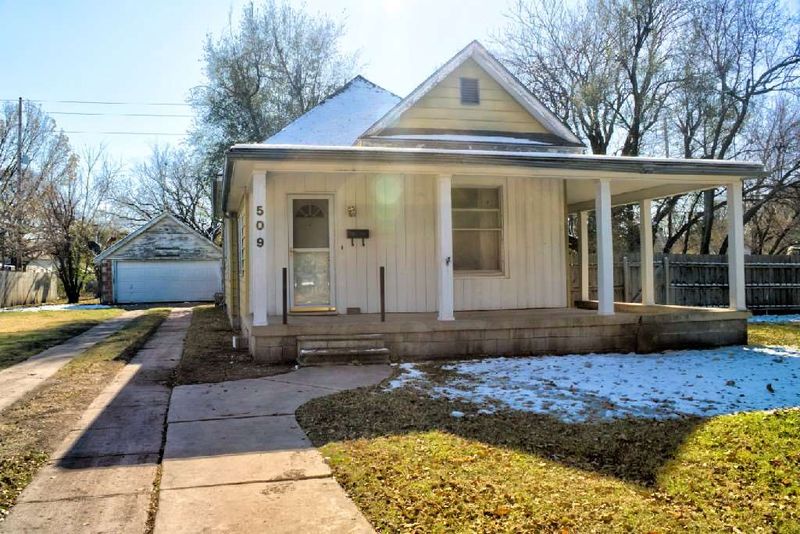 509 E 11th, Newton, KS 67114