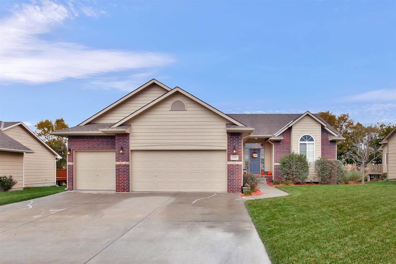 11401 E Donegal St, Wichita, KS 67206