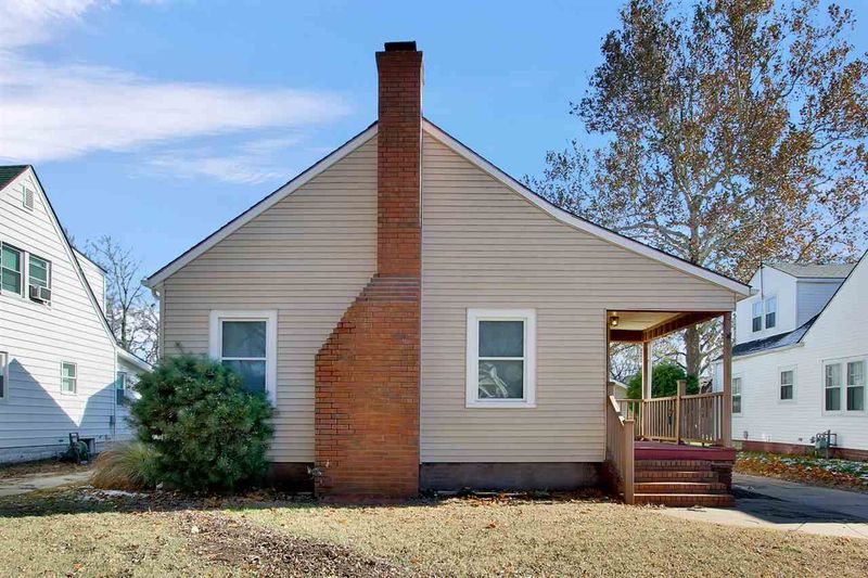 1448 N Coolidge Ave, Wichita, KS 67203