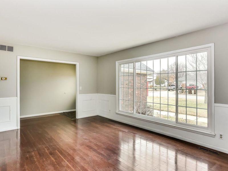 2766 N Pershing St, Wichita, KS 67220