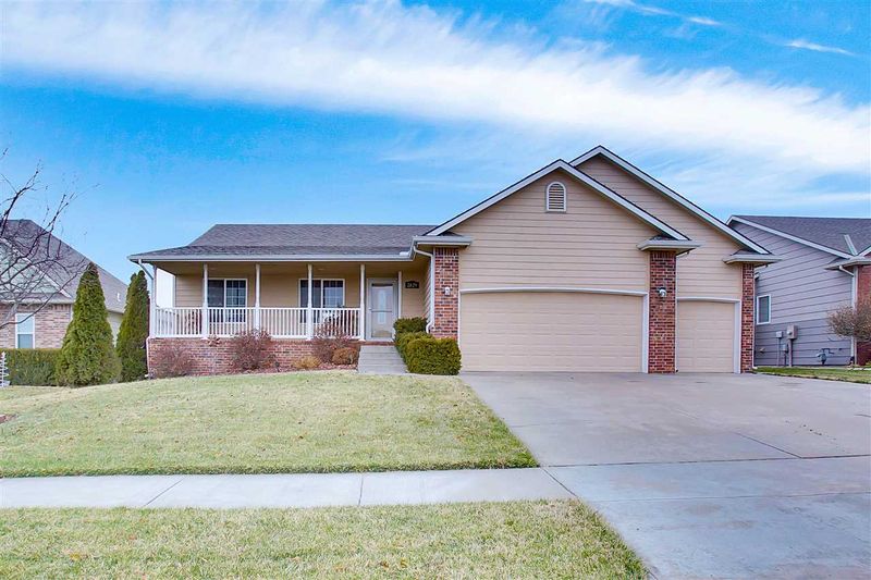 2829 Rough Creek, Derby, KS 67037-9481