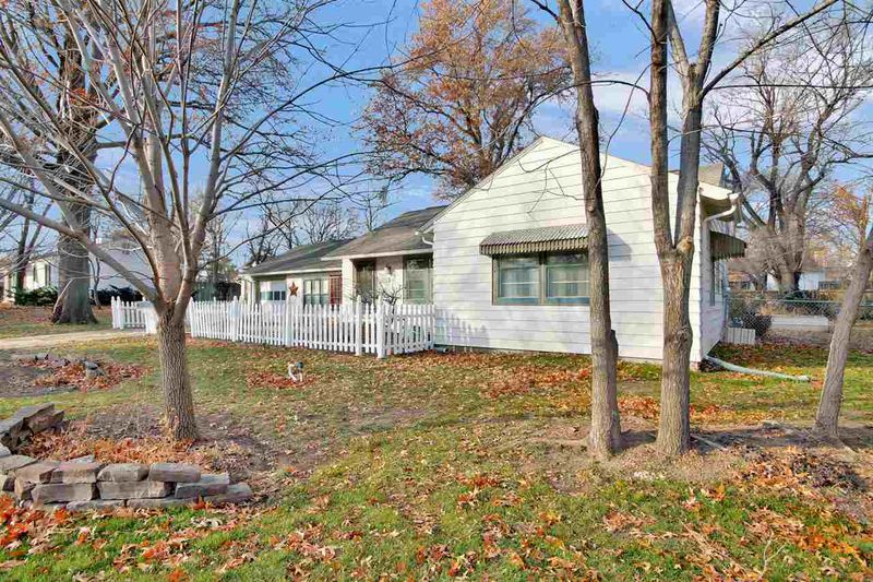 3628 E Mossman, Wichita, KS 67208