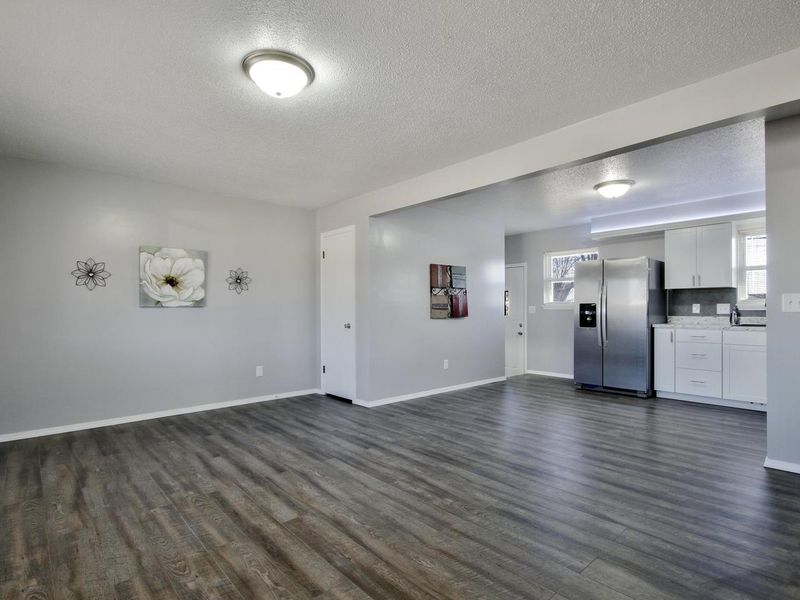 5152 S Ash, Wichita, KS 67216