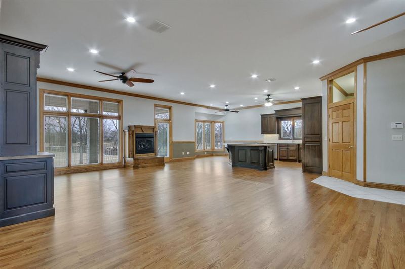 11900 E 55th St S, Derby, KS 67037