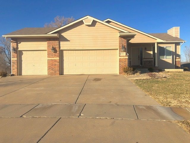 2802 E Kite, Wichita, KS 67219