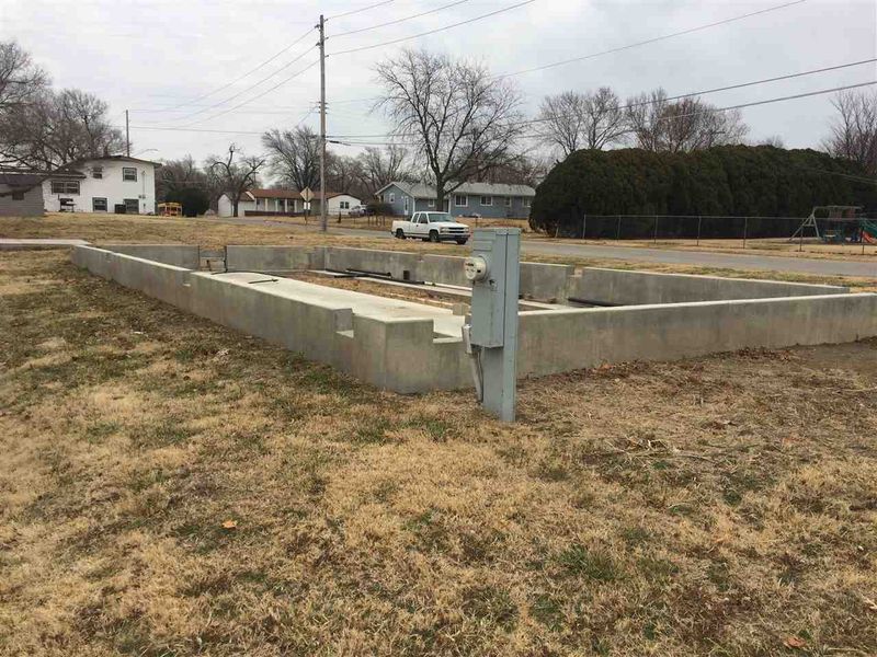 2706 N Fairmount, Wichita, KS 67220