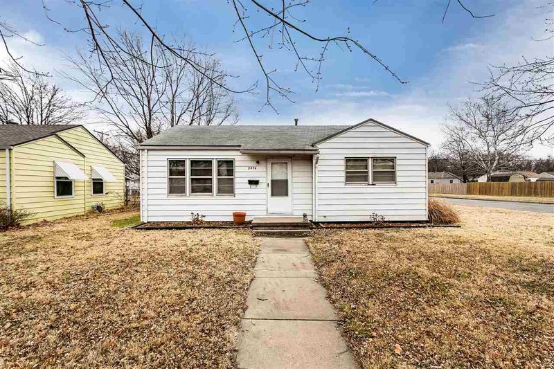 2474 S Everett St, Wichita, KS 67217
