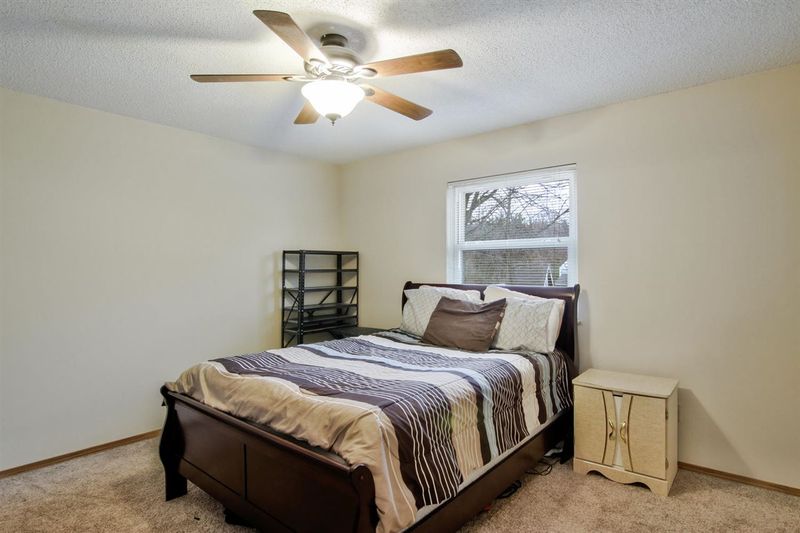 800 Tracy Ave, Augusta, KS 67010