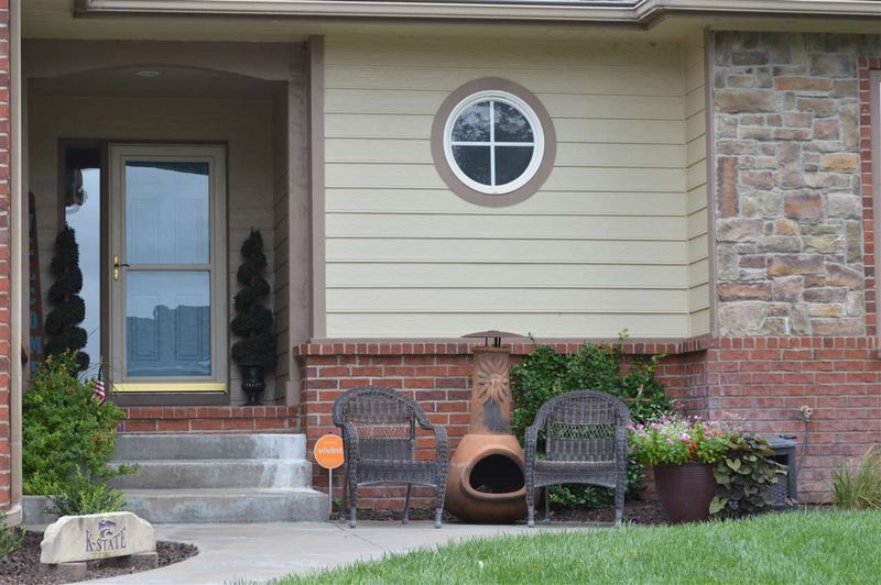 439 S Streamside St, Clearwater, KS 67026