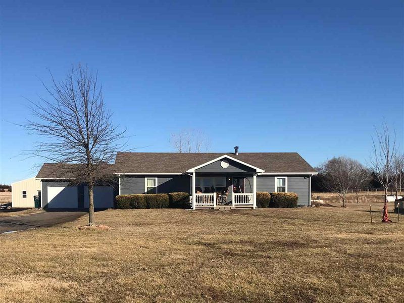 16156 SW Hunter Rd, Augusta, KS 67010