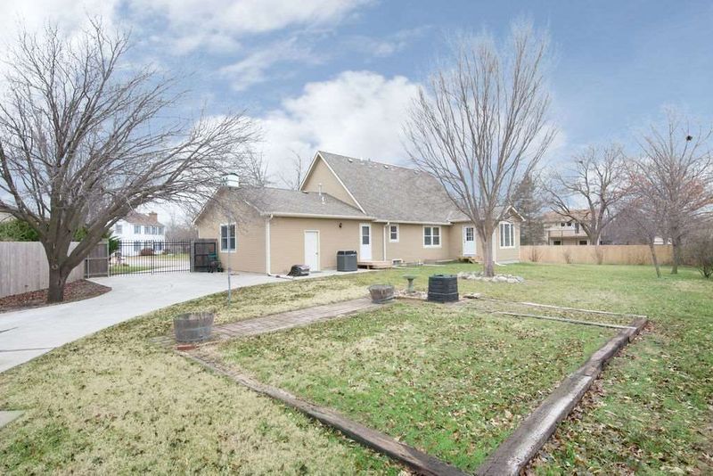 303 W Lexington Rd, Andover, KS 67002