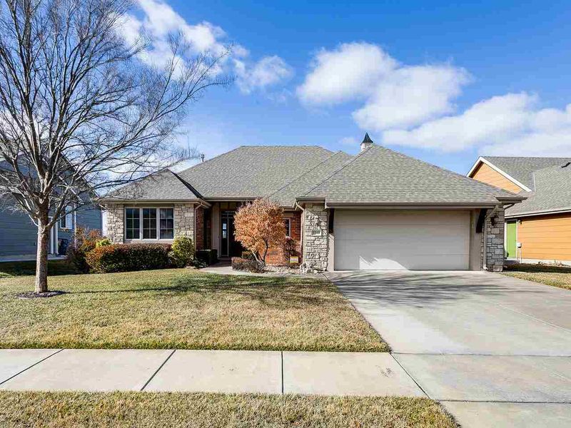 2313 N Sawgrass Cir, Derby, KS 67037