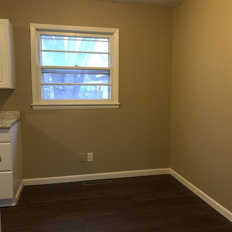 1429 E Ashford, Park City, KS 67206