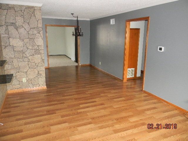 1602 E Crowley, Wichita, KS 67216