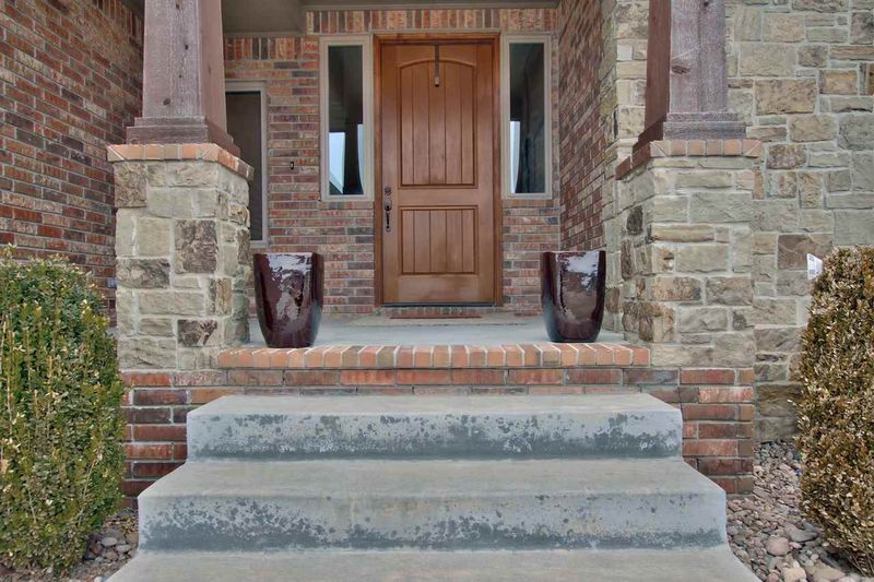 15606 E Morningside St, Wichita, KS 67230