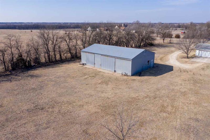 7219 E 101st St N, Valley Center, KS 67147